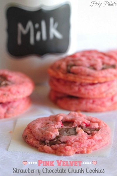 Pink velvet cookies