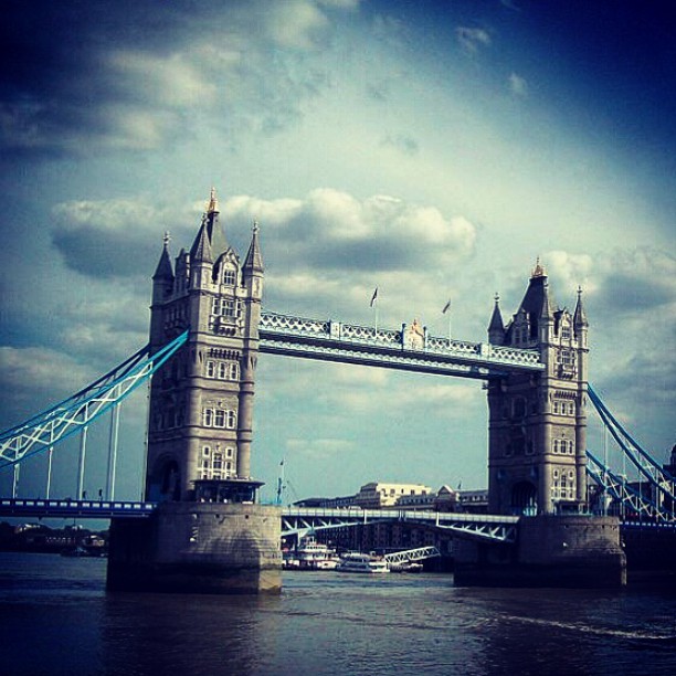 tower-bridge-london-uk-history-architecture-river-city_19085947135_o
