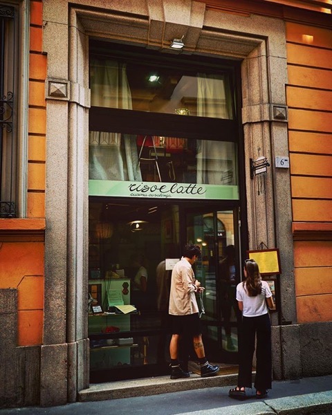 Risoelatte, 60’s Themed Restaurant, Milano, Italia via Instagram