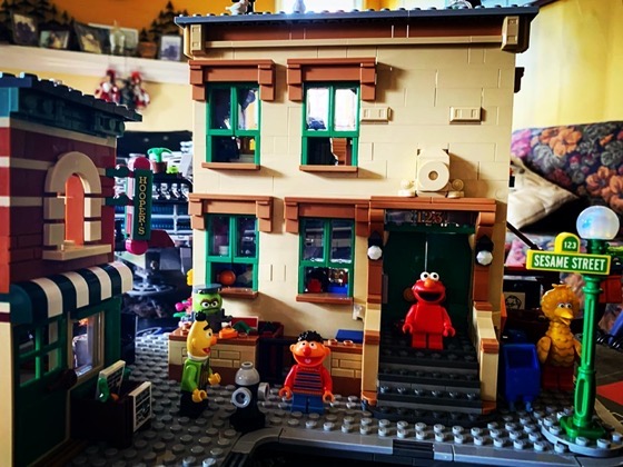 A little Sesame Street Lego Fun via Instagram