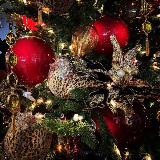 Christmas at Aldik Home 4 via Instagram