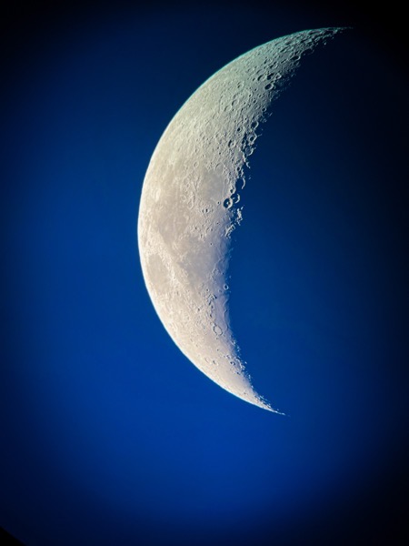 The Moon through a large Dobsonian Telescope, Mount Wilson Observatory