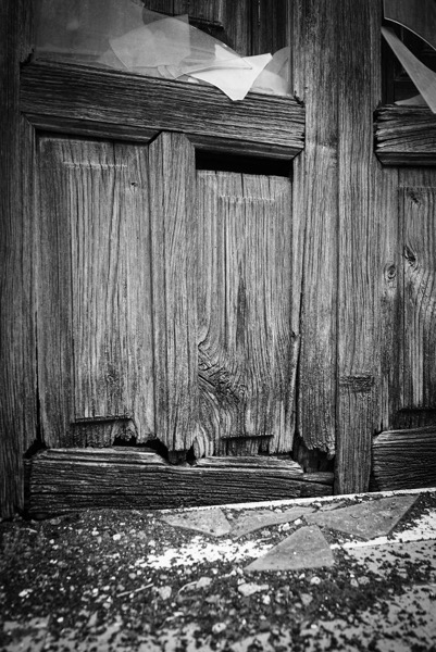 Doorway, Pedara, Sicily, Italy 2  [Photography] [Prints]