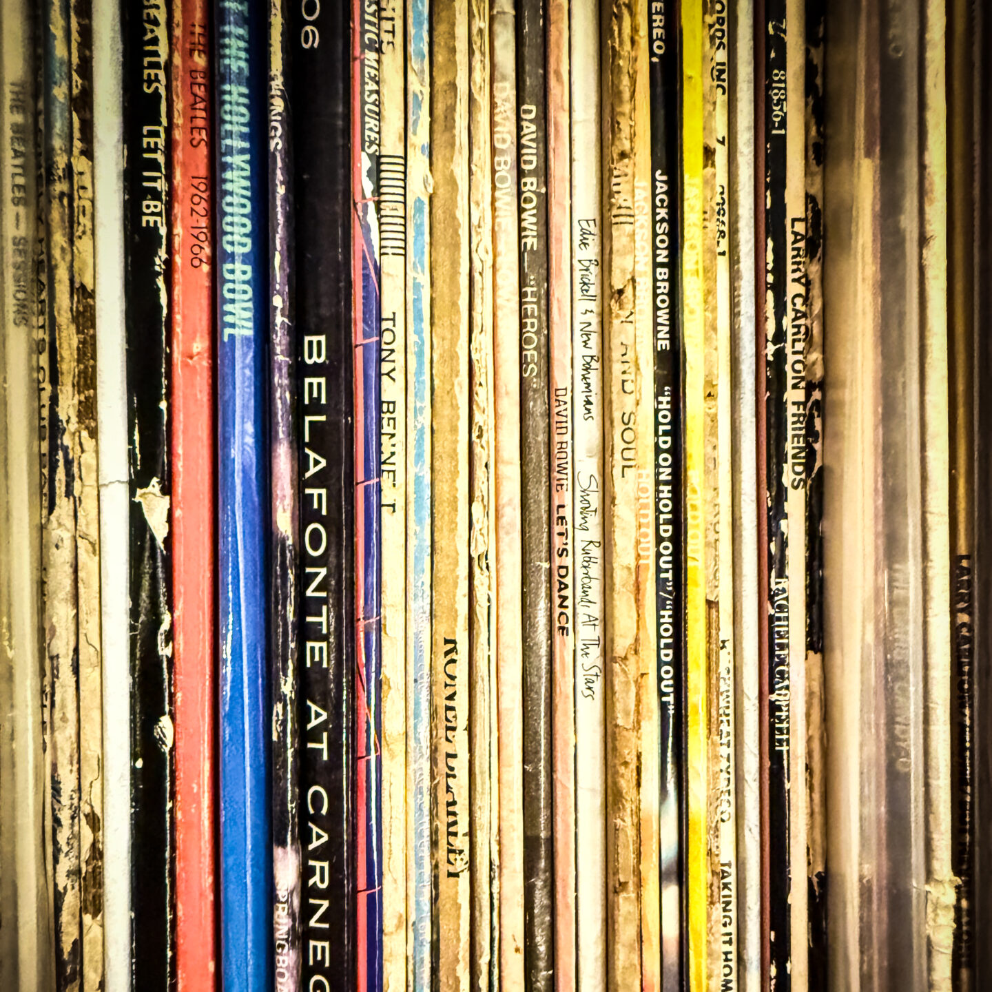 A Friend’s Record Collection 01 [Photography]