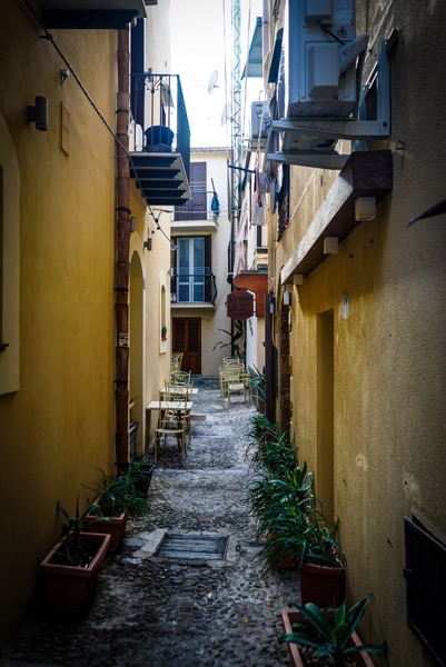 Alley, Cefalù, Sicily, Italy [Photography]