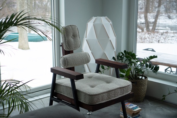 Ergonomic Chair Head of Marble Featured Image.