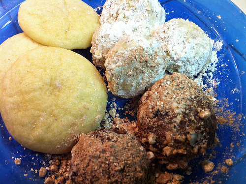 Holiday Cookie Baking Day #6: Lemon Biscuits from Green Gables, Pecan Puffs and more!