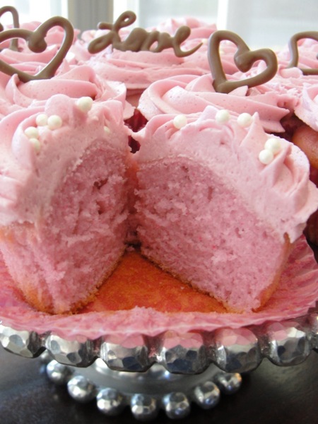 Valentine’s Day #8: Pink Champagne Cupcakes
