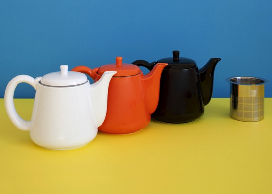 Noted: George Sowden designs Softbrew Teapots to alleviate “lousy” tea bags via Dezeen