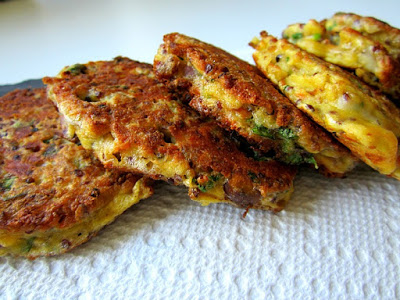 Noted: Leftover Quinoa: Make Patties via Stacey Snacks