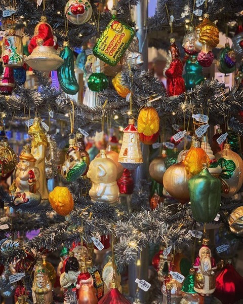 Christmas decorations of every shape and size via Instagram