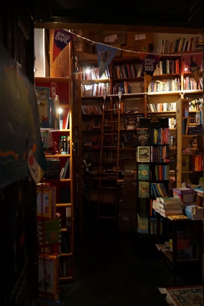 Something there is about a bookshop 2 – Shakespeare and Company, Vienna, Austria